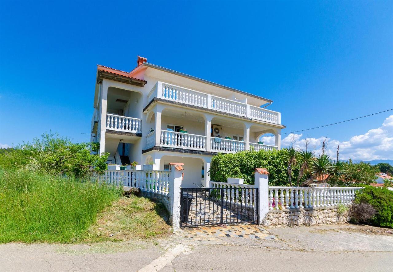 Apartments Ester Lopar Zewnętrze zdjęcie